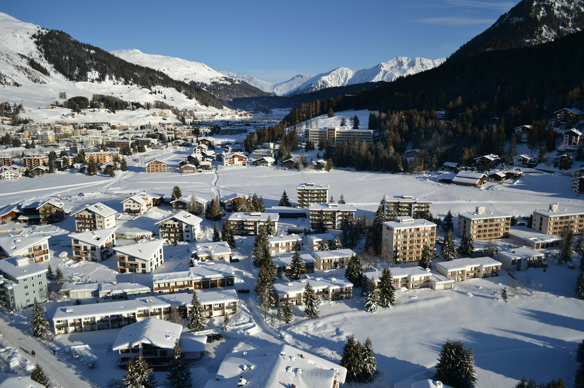 Private Holiday Homes By Solaria Davos Exterior photo